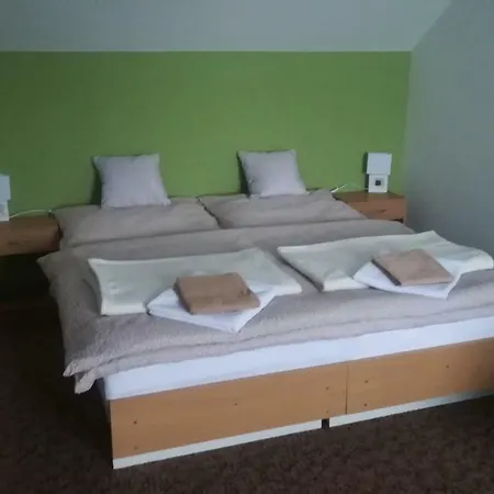 Privat Jonas Strba