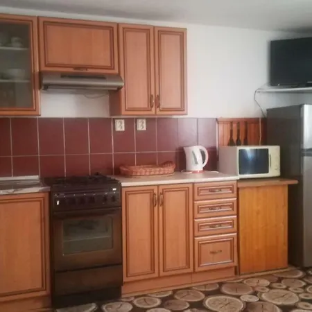 Privat Jonas Штрба